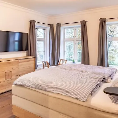 Gutshof Rothensande Herrenhaus * Waabs